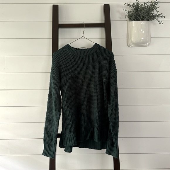 SO Sweater - Picture 2 of 4